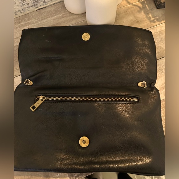 *FREE w/ purchase eligible* Tribal Print Clutch Crossbody Bag w detachable chain - Picture 4 of 6